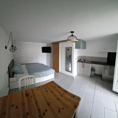 Avec Terrasse * 圣西普里安